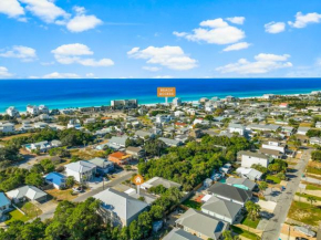 Pet Friendly Beach House - Sun of a Beach by Panhandle Getaways